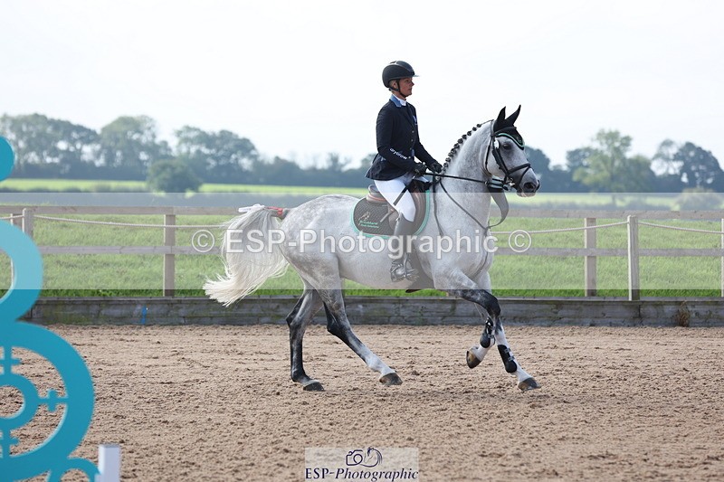 230915A-112401-01736 - Cls 2 Snr Foxhunter