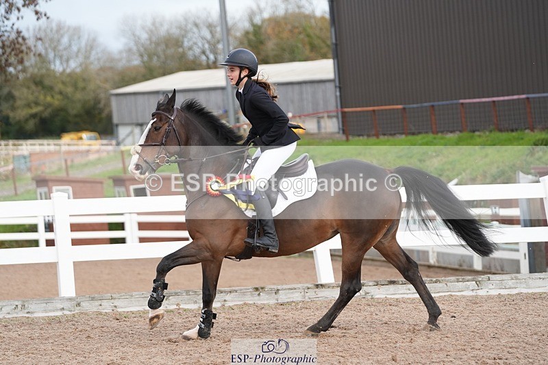 251026-123148-02418 - Cls 4 Pony Winter Novice + 80cm Open
