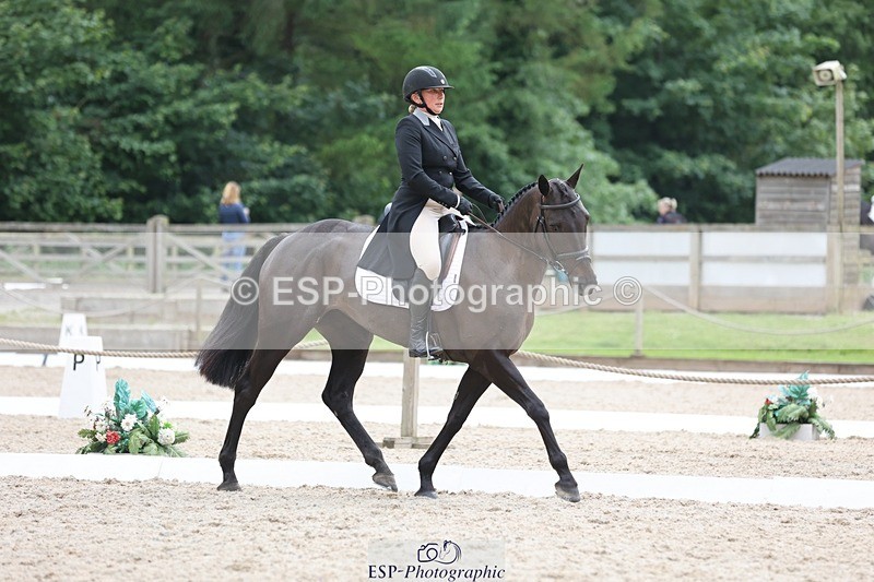 240524-170528-11215 - 376-STORM_BLUE_CURTIS-Phoebe_Buckley