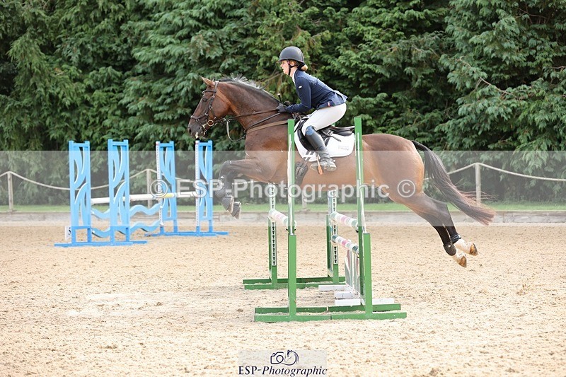 240817-094134-00366 - 02A Snr Brit Nov