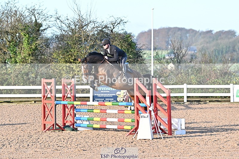 241113A-092504-00009 - Cls 01A&B Brit Nov & 90cm Open