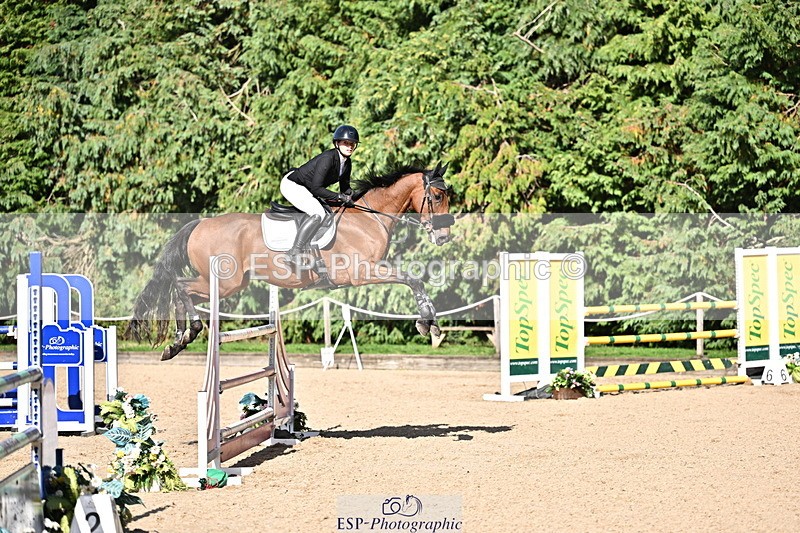 260906A-160837-04582 - Cls 24 Snr Foxhunter