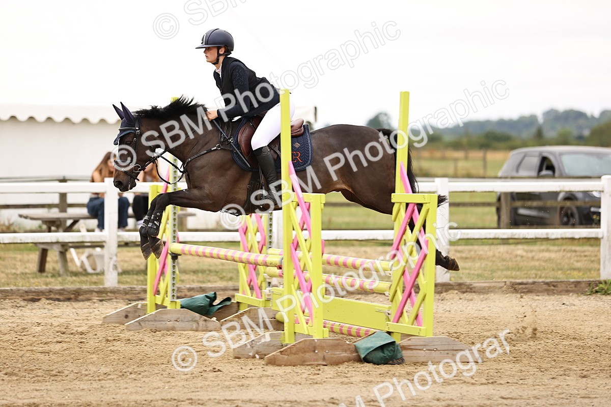 SBM_024399 - Class 8 - Clear Round