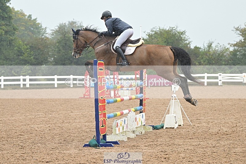 240925A-135956-01023 - Cls 5 Foxhunter and 1.20m Open