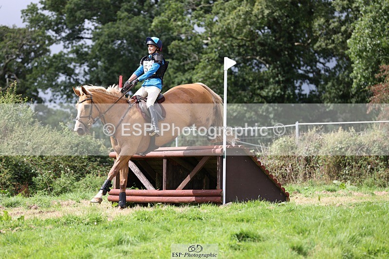 230820X-150056-4581 - BE100 XC 14.00 to 15.00 End