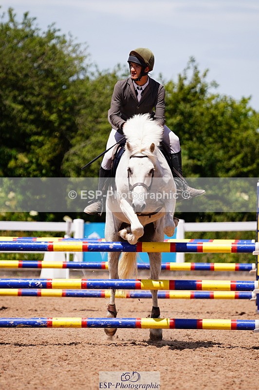 240629A-123216-05368 - Cls 18 Newcomers and 1m Open