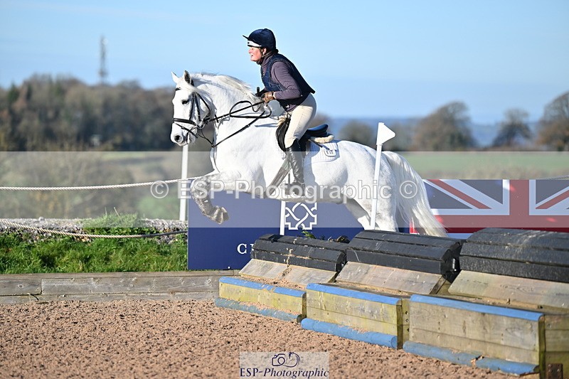 231125A-102645-00097 - 70cm