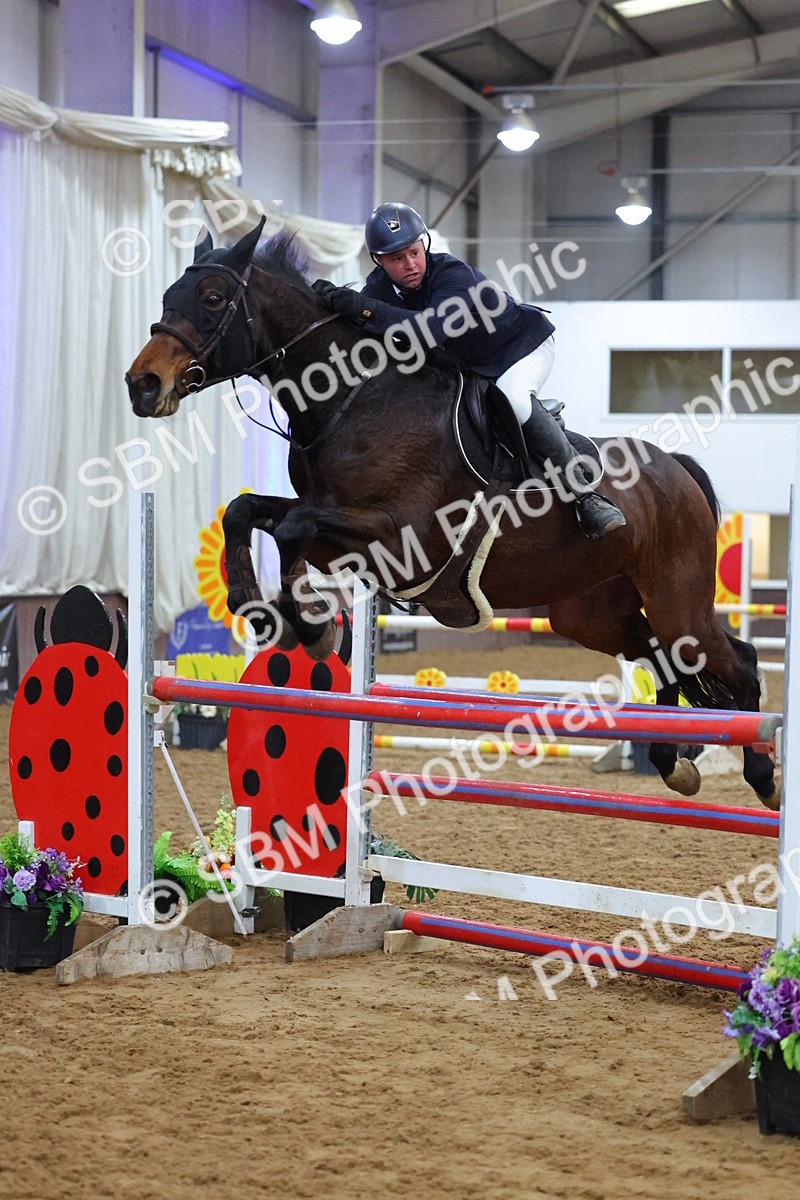 SBM_006739 - Class 26 - Senior Newcomers 1.10m