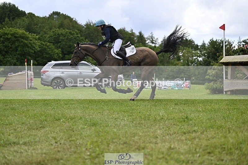 240526-115028-20883 - 428-COOLEY_SNAPCHAT-Selina_Milnes