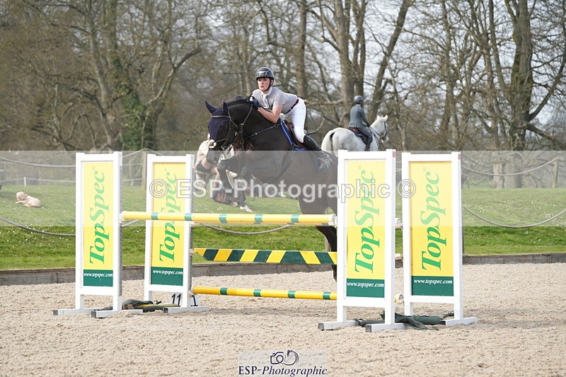 260322A-141101-01931 - 13 Foxhunter 1m 20 Open