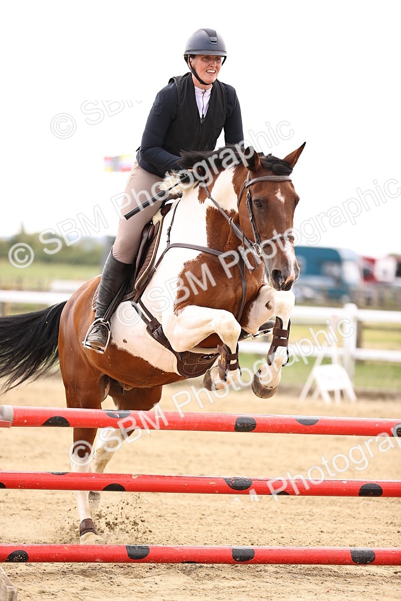 SBM_004161 - Class 3 -  Senior British Novice - 90m Open