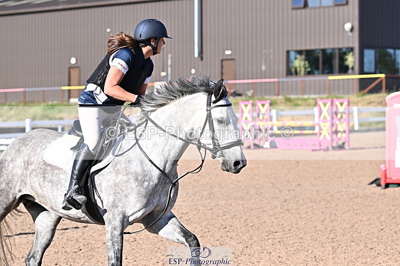 250708A-181620-00453 - 90cm Classes