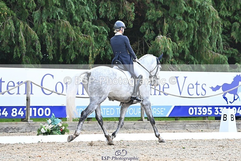 231019-125837-03248 - 120-VAN.KAUNITZ-Sara.Squires-DR