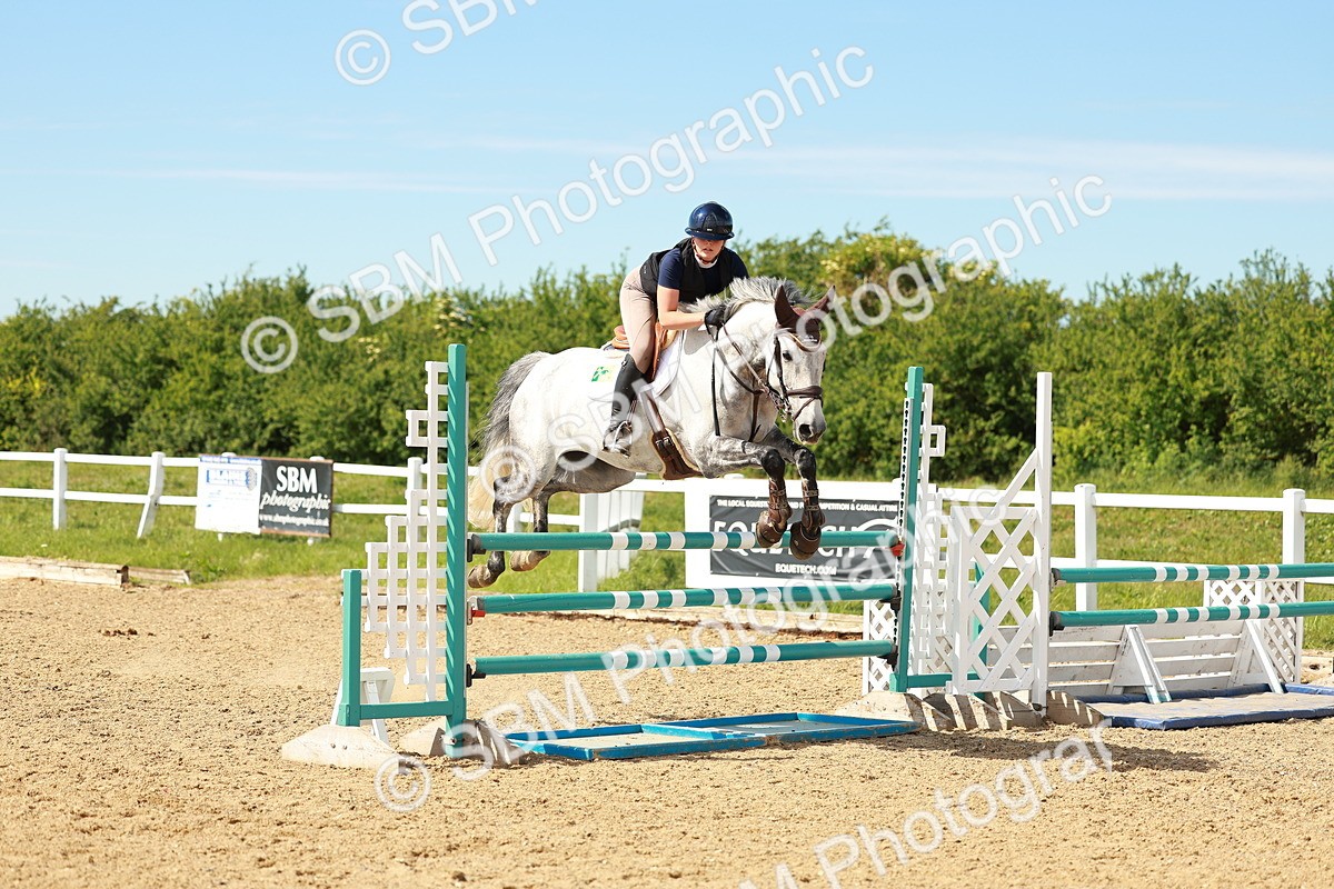 SBM_002600 - Class 4 - Senior Newcomers - 1.10m