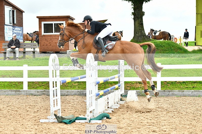 230813A-105115-11557 - Cls 40 A&B Senior Discovery & 1m Open