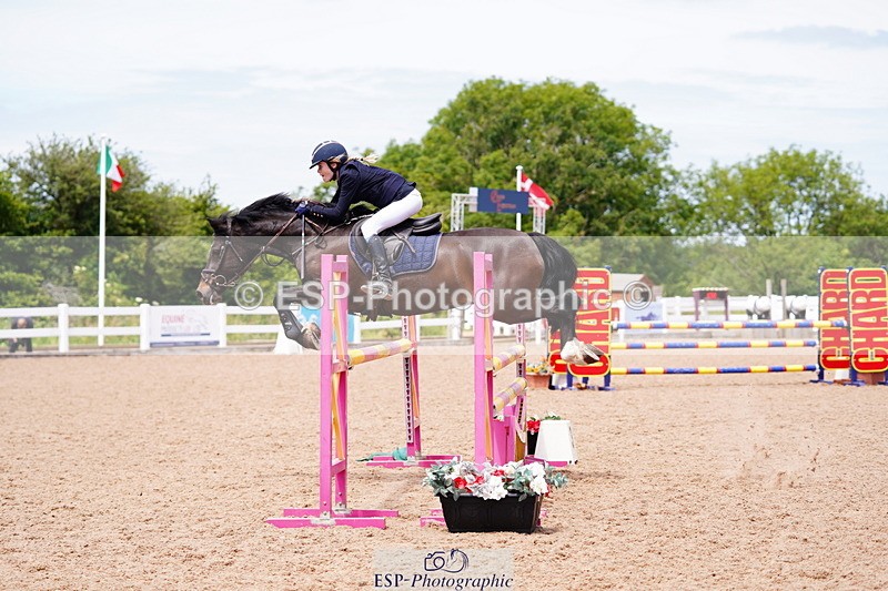 240629A-130940-05584 - Cls 18 Newcomers and 1m Open