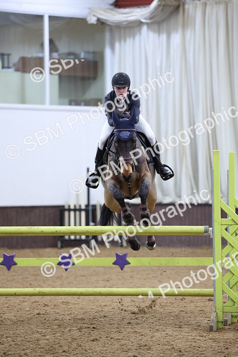 SBM_006523 - Class 23 - Senior Newcomers - 1.10m Open