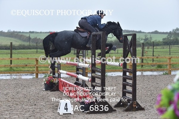 JAC_6836 - CLASS 19 SUN Pony Foxhunter/ 1.10m Open