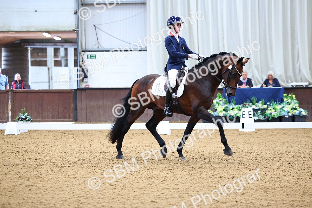 SBM_005295 - Class 5 - Novice 6 - 9.30-10.33