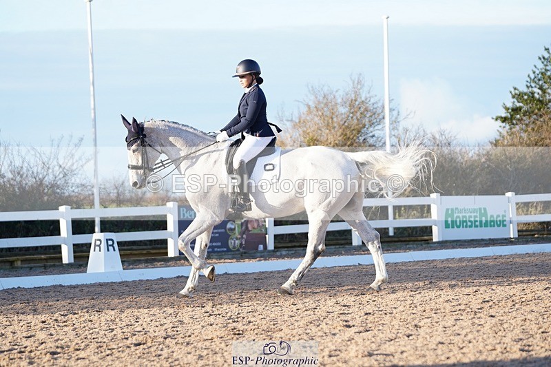 241214-152930-02179 - 162-Layla.Ambersley-Broadbent-Galwaybay.Buddy