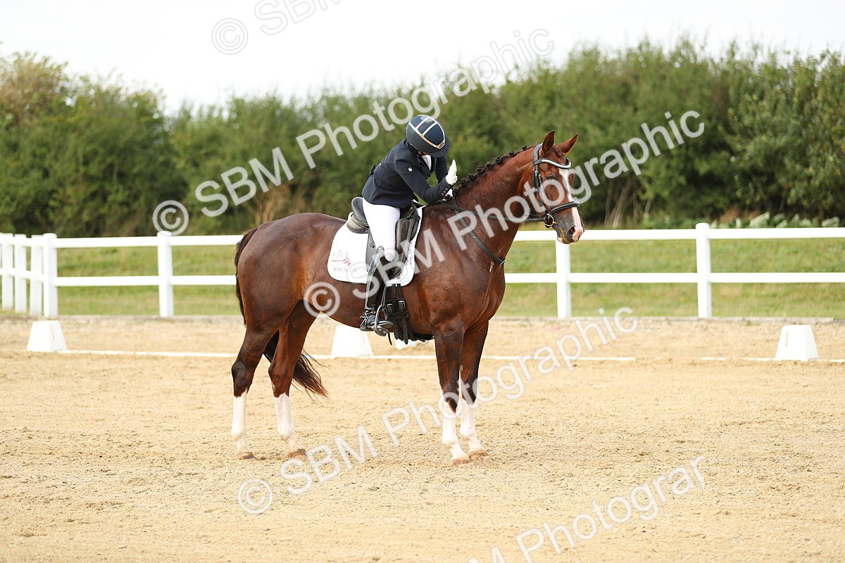 SBM_018464 - Class 14 - Novice 23 - 15.16-16.19