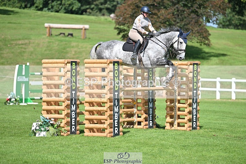 230909-115040-05306 - Cls 11 Snr Foxhunter & 1.20m Open