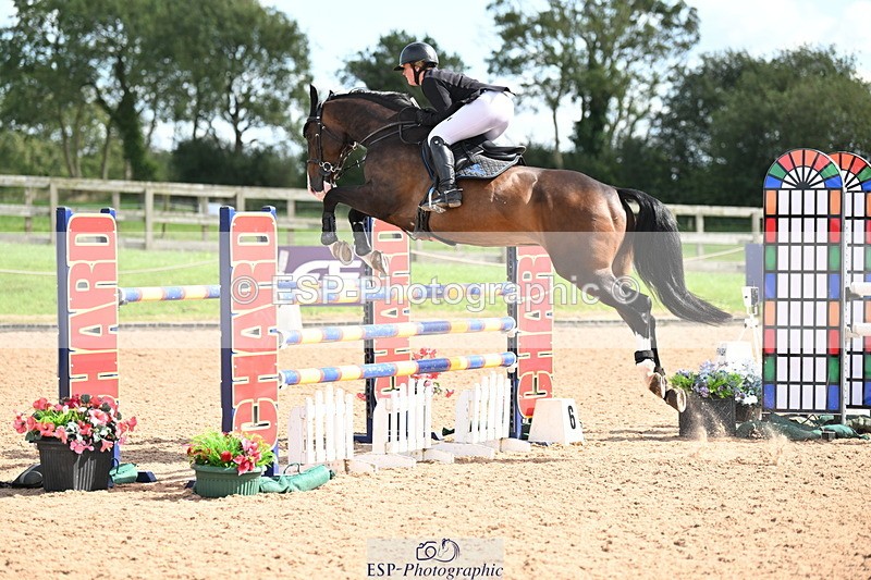 240913A-133457-04571 - Cls 15 Snr Foxhunter