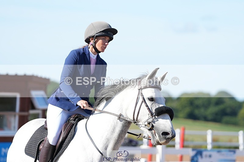 250802-091918-08290 - Cls 19 British Novice and 90cm Open