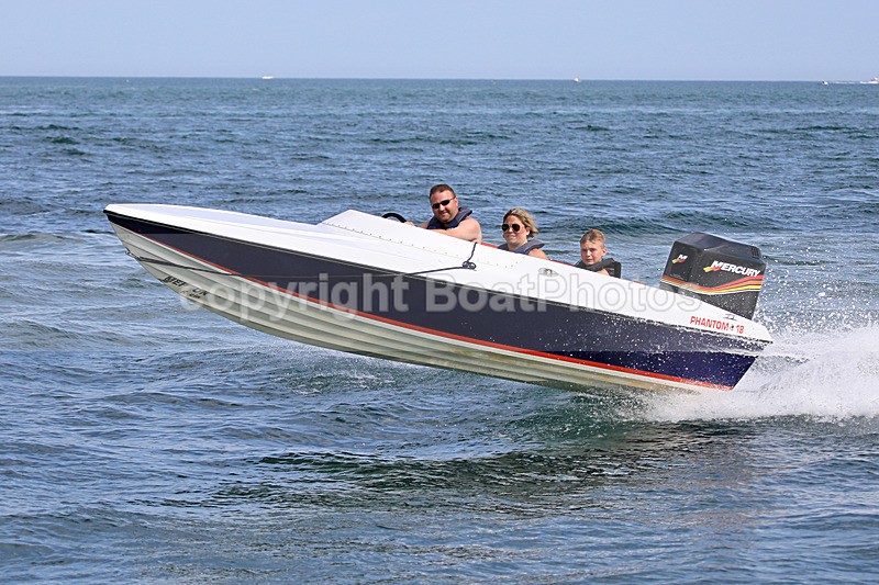 180804 UNNAMED - PHANTOM 18 1Y3A4901 - Speedboats