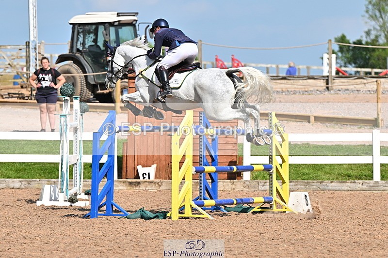 240605A-163246-01090 - Cls 6 National 1.30m and 1.40m