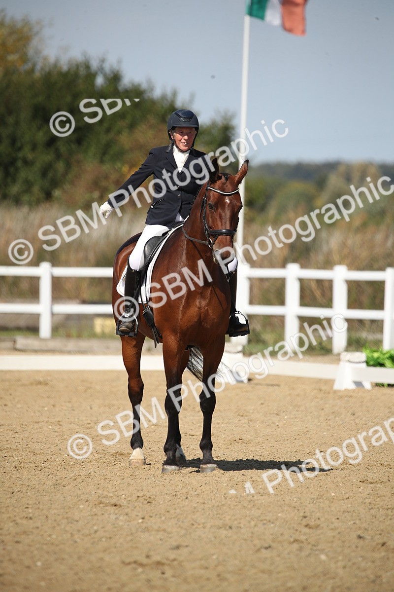 SBM_005008 - Class 11 - Novice 5 - 11.41-12.58