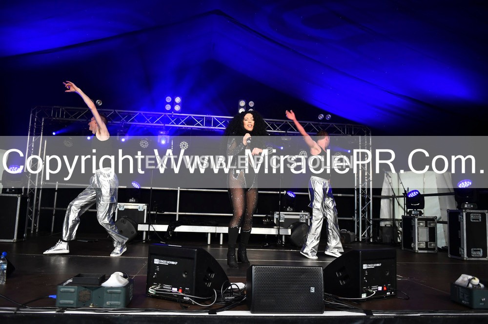 SH4_6118 - The Cher Experience