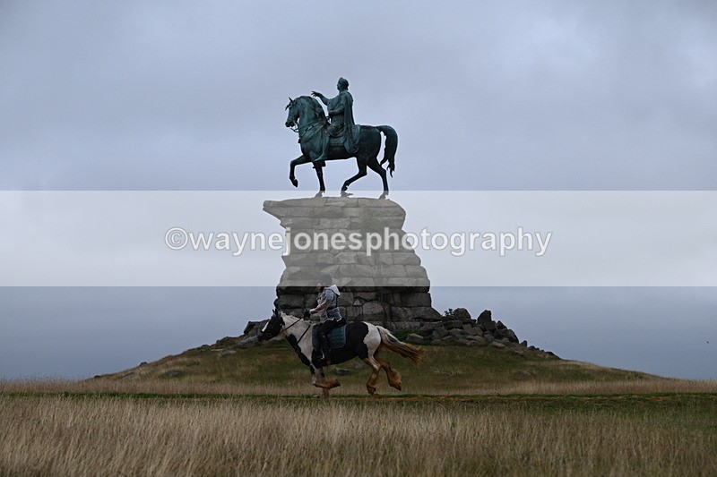 DSC_0513 - Time at Statue 09:51 to 10:54