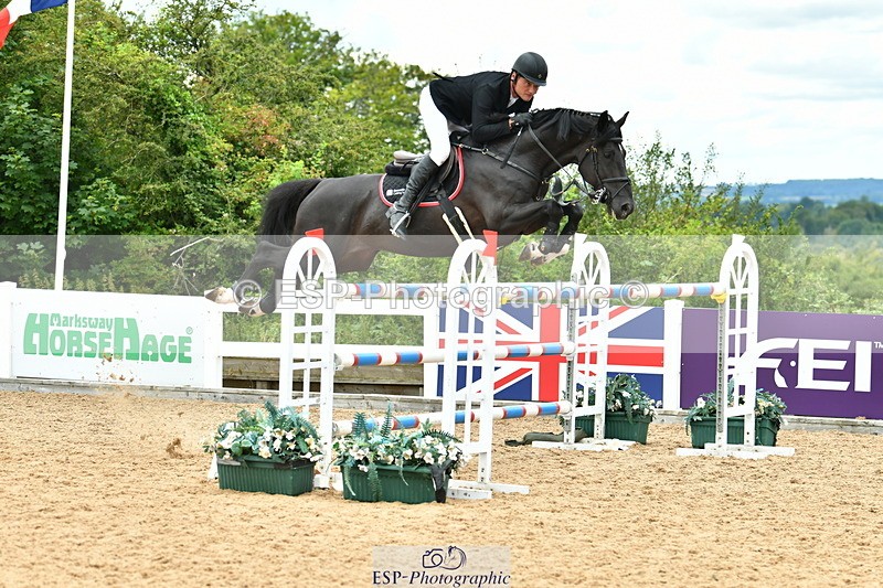 230721A-141305-06795 - Cls 22, 1 Star Gold 1.30m