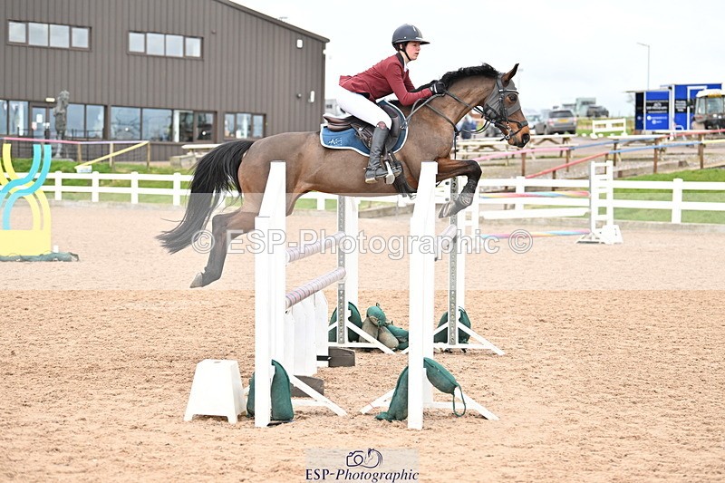 240309A-140501-01213 - Cls 9 Pony Foxhunter and 1.10m Open