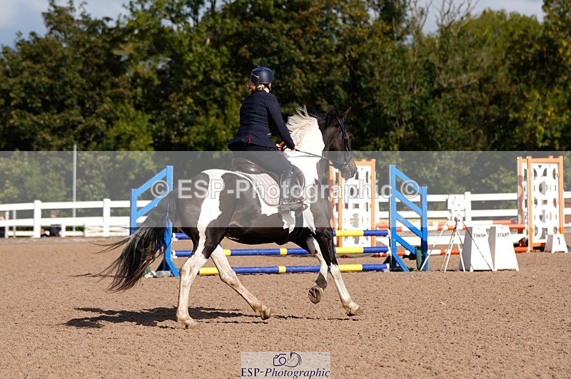 250921-110606-02569 - Cls 21+22 Club and Schools 70cm