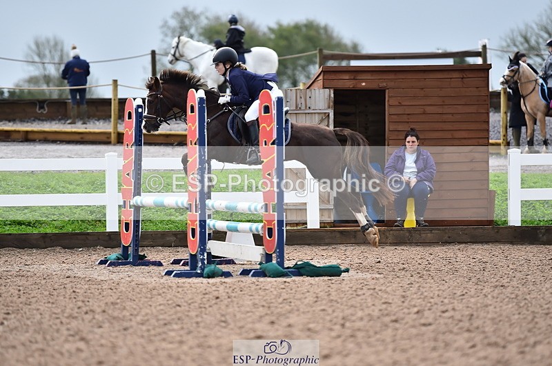 231029A-103744-02355 - 70cm Pony Intro