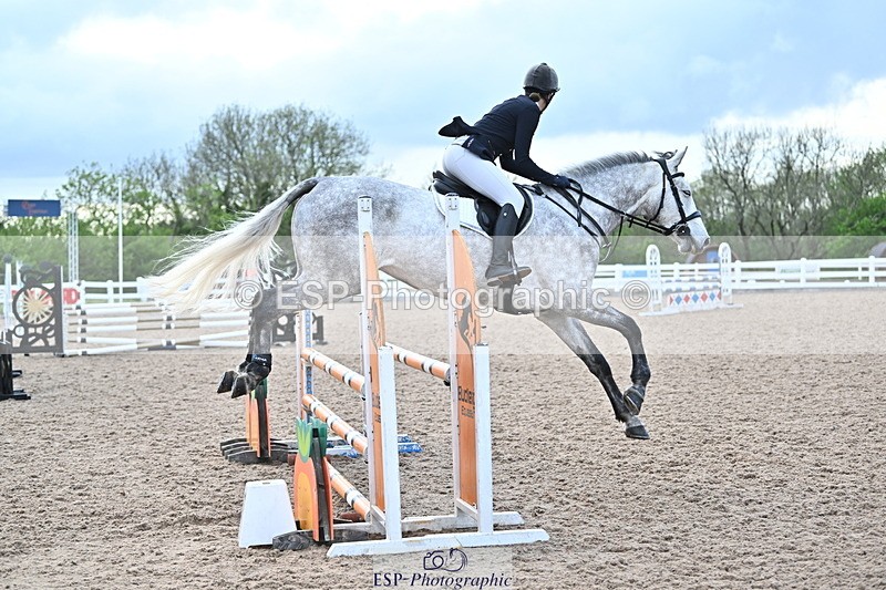 240514A-192616-00582 - 90cm