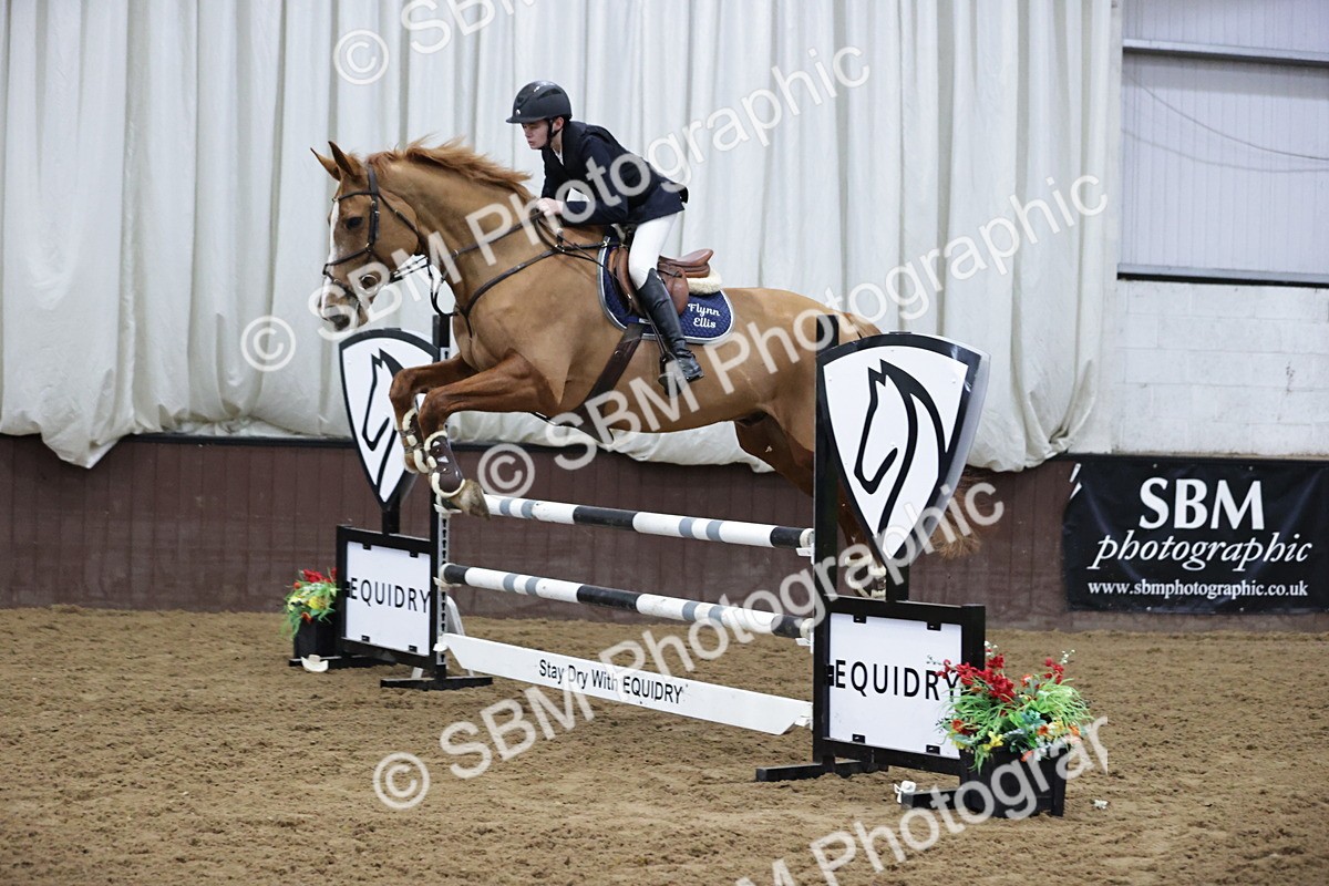 SBM_000810 - Class 3 - Nupafeed Supplements Senior Discovery/ 1m Open