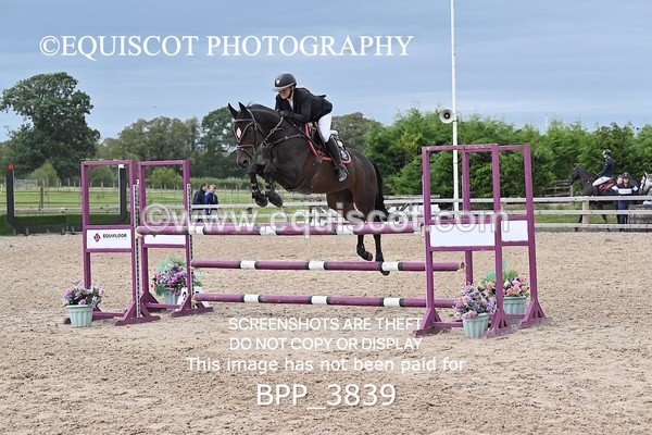 BPP_3839 - CLASS 44 SUN 2ND ROUND 1.10m Amateur Championship Qualifier