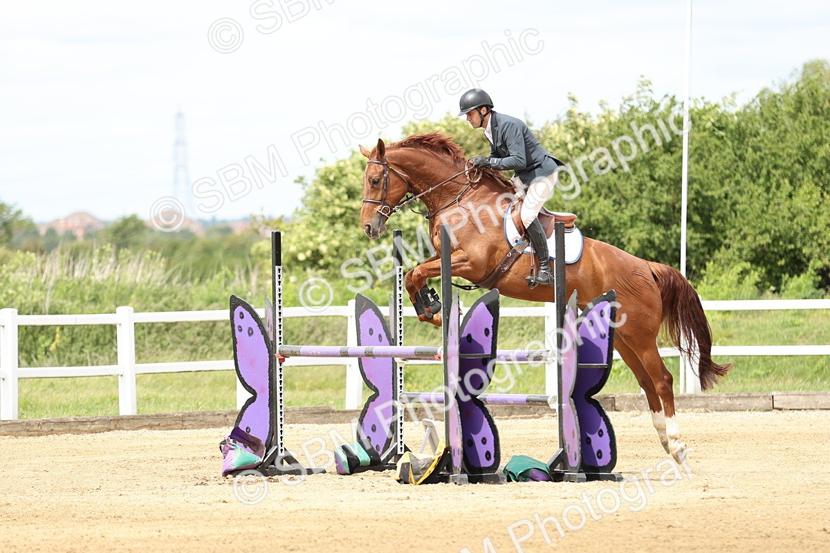 SBM_000901 - Class 4 - Senior Newcomers - 1.10m