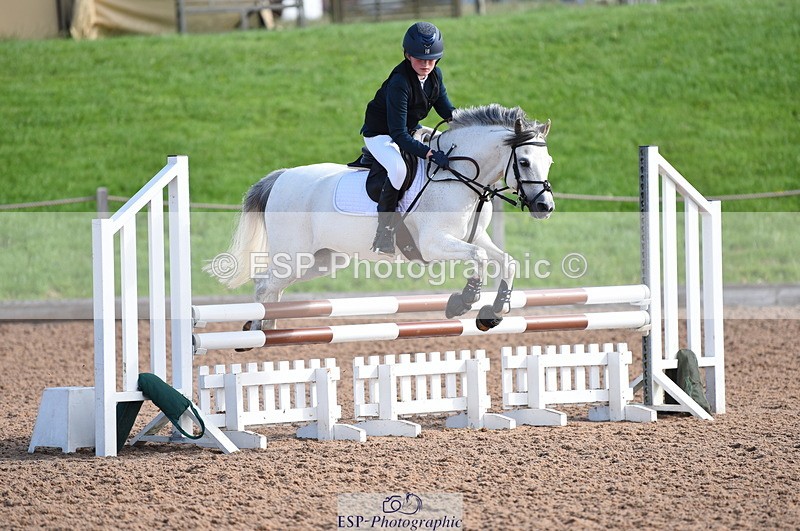 230716A-091936-01891 - Cls 32 Stepping Stones 128cm & 138cm