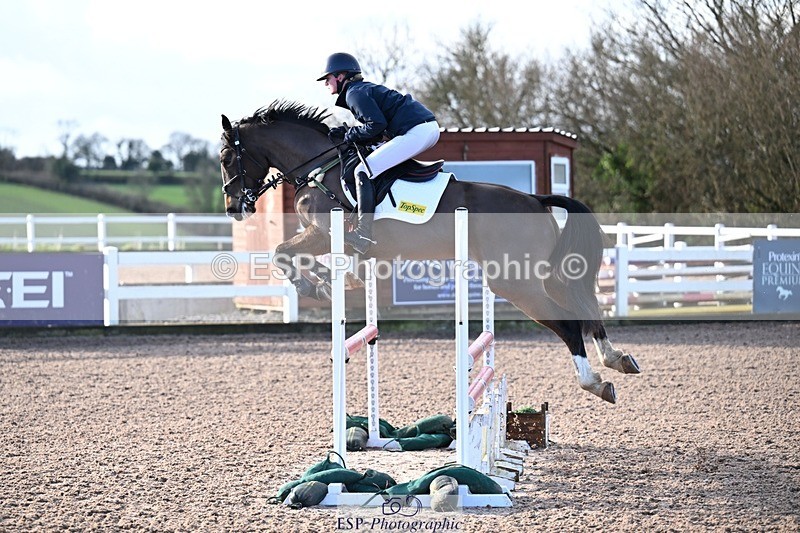 260128-102131-00066 - Clear Round & Brit Nov 90cm