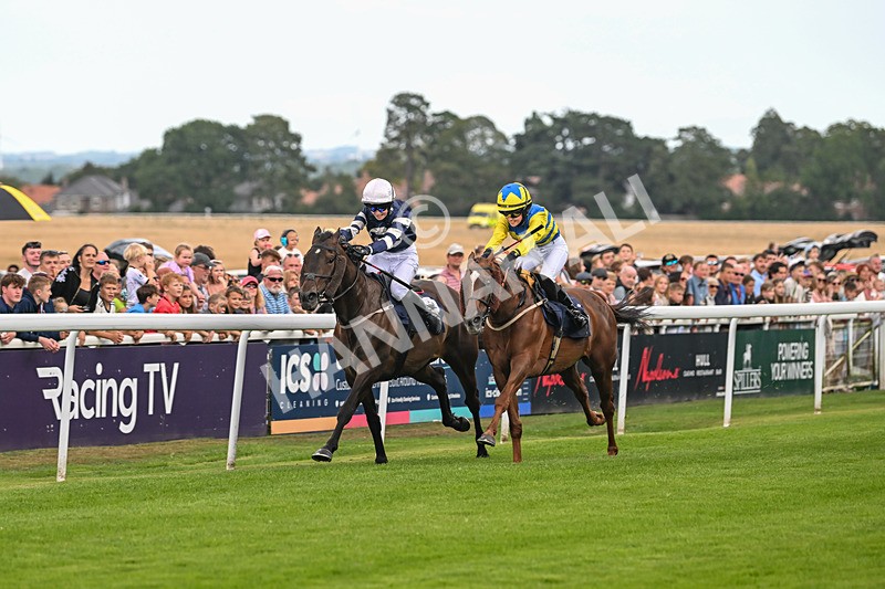 290725-Race 1-Poets Dawn - Star Start-9422 - Race 1