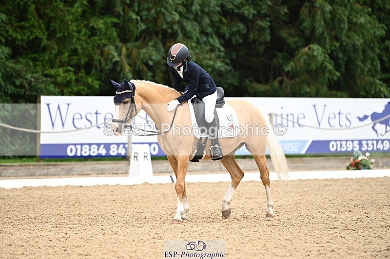 240811-123011-05855 - 301-Sophia.Longworth-Don.Deluxe