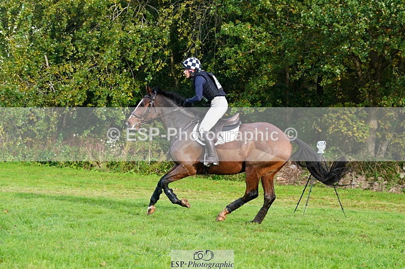 251025A-153700-21621 - G-569-Hannah.Lewis