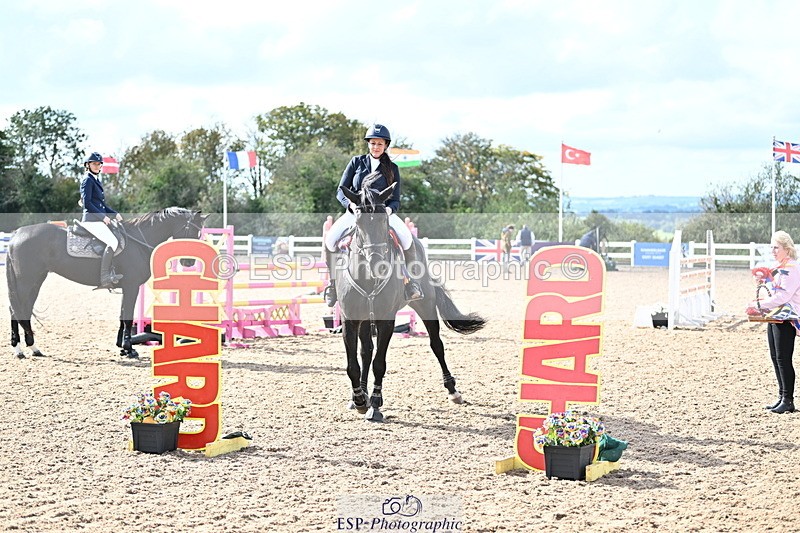 241005A-130210-03883 - SAT Cls 18 1.05m Amateur Jump Off and P