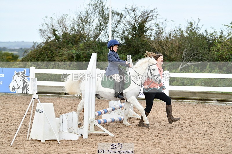 241013B-103731-00414 - Cls 2c 40cm Lead Rein