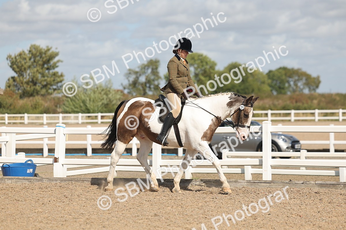 SBM_23216 - Class 807 - young Rider 11 to 16 Years