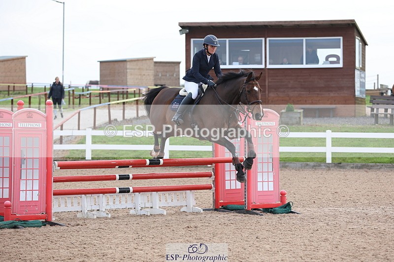 241101A-085048-00439 - FRI Cls 2 British Novice and 90cm Open
